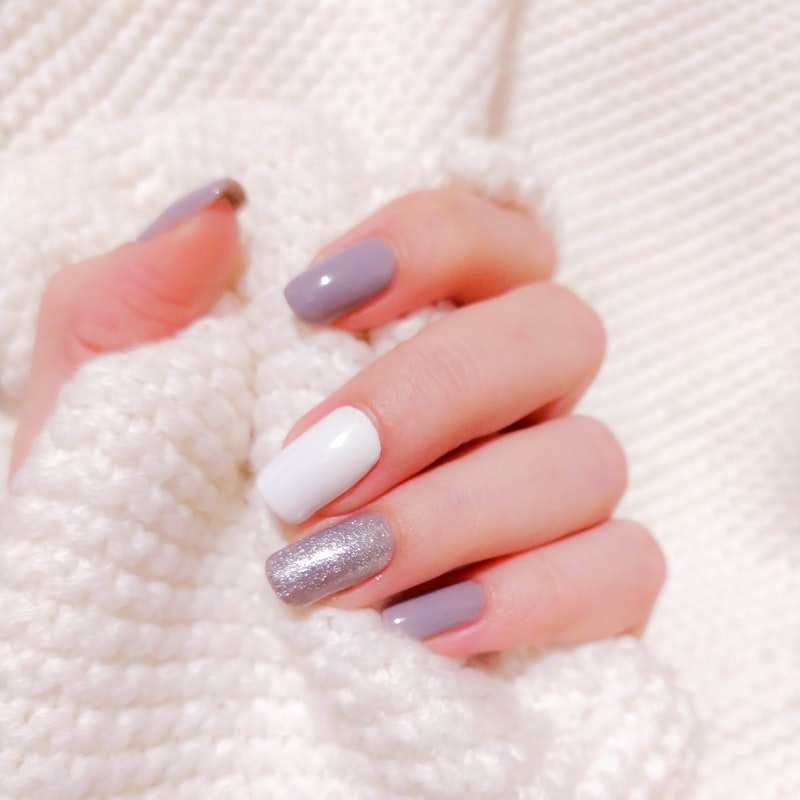 Gel nails